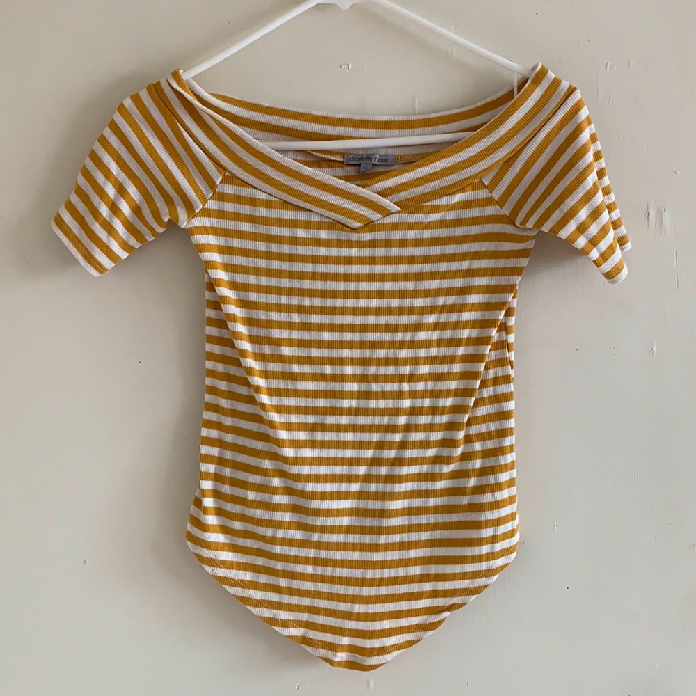 Off shoulder stripes knit top